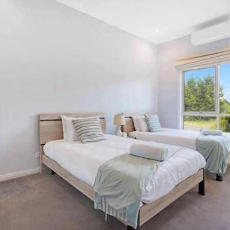 Вилла Narre Warren Farm Farm 20 People Belgrave South Экстерьер фото