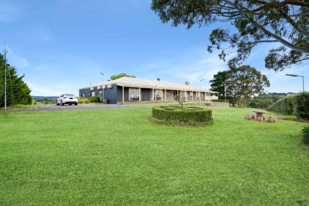 Вилла Narre Warren Farm Farm 20 People Belgrave South Экстерьер фото